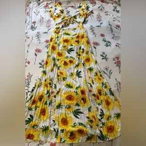 🔴DONATING SOON🔴 Yellow Sunflower Sundress